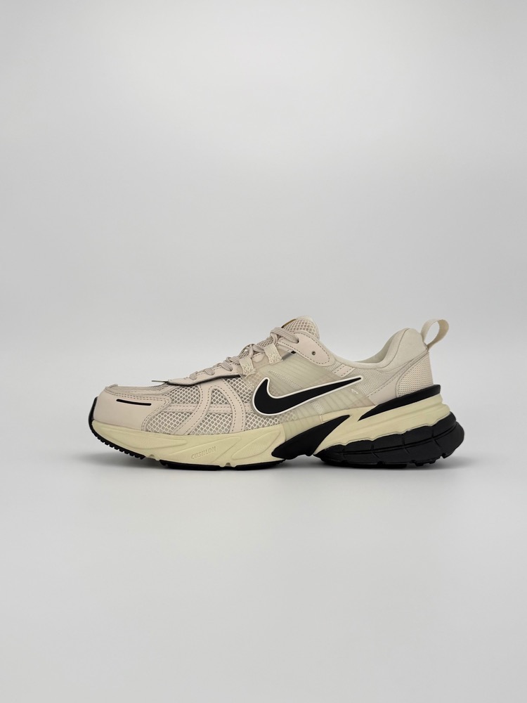 کتونی NIKE V2K
