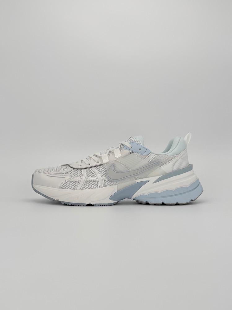 کتونی NIKE V2K